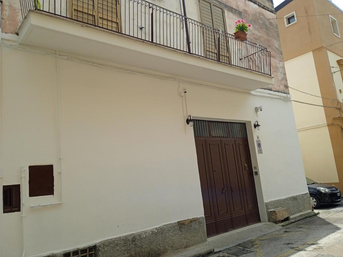 B&B La Casa Dell'Ospite Gravina in Puglia Eksteriør billede